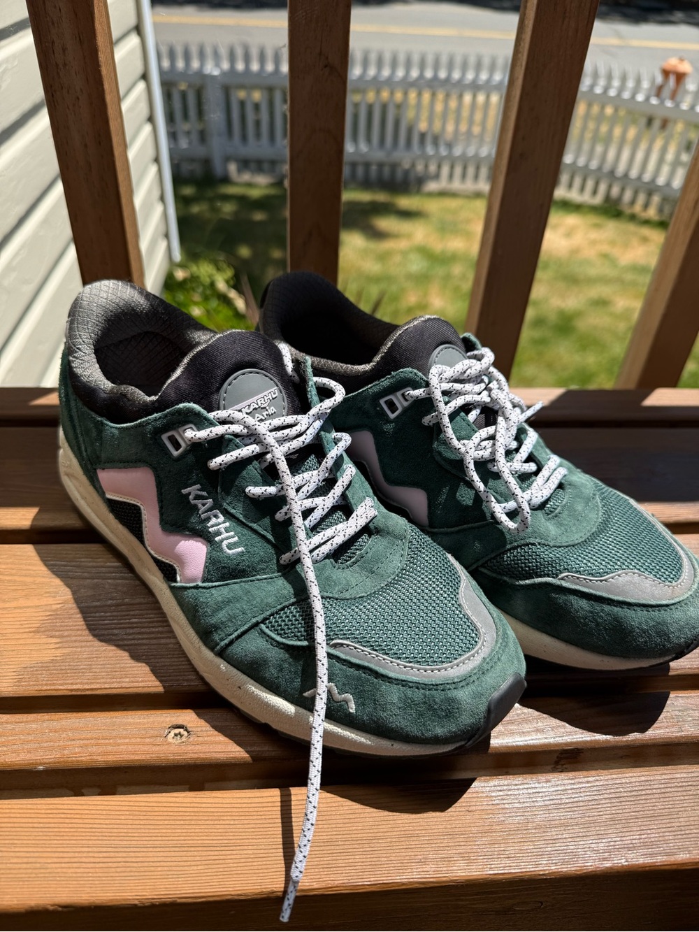 Karhu Men's Green Suede & Mesh Athletic Sneakers with Pink Accent